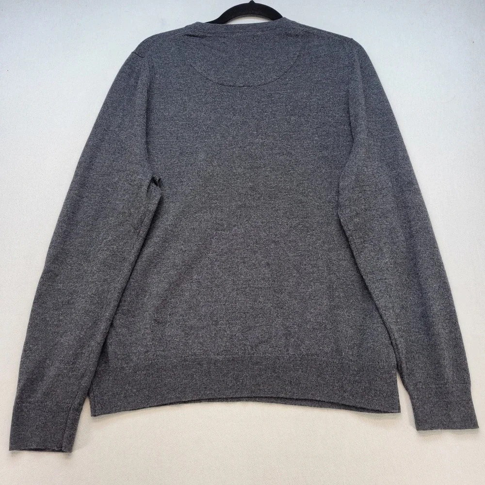 Nordstrom V-Neck Sweater Men Large Gray Extra Fine Merino Wool Lightweight Knit